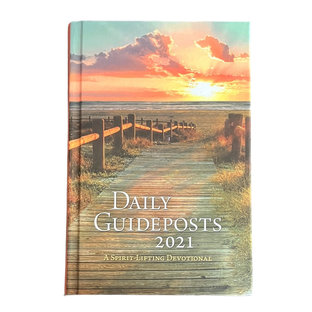 2021 Daily Guideposts 2021 Devotional Book